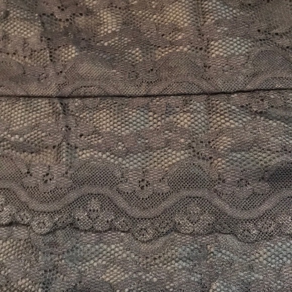 Black Lace Pencil Skirt -16 - Picture 3 of 3